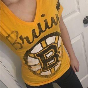 Boston Bruins women’s T-shirt